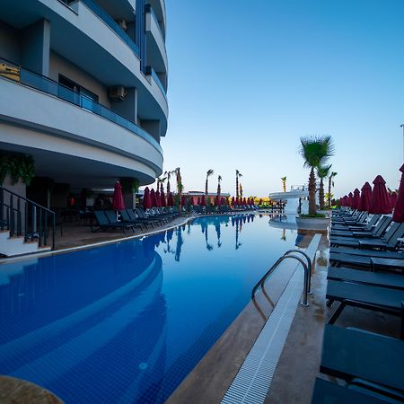 Noxinn Deluxe Hotel Konaklı Exterior foto